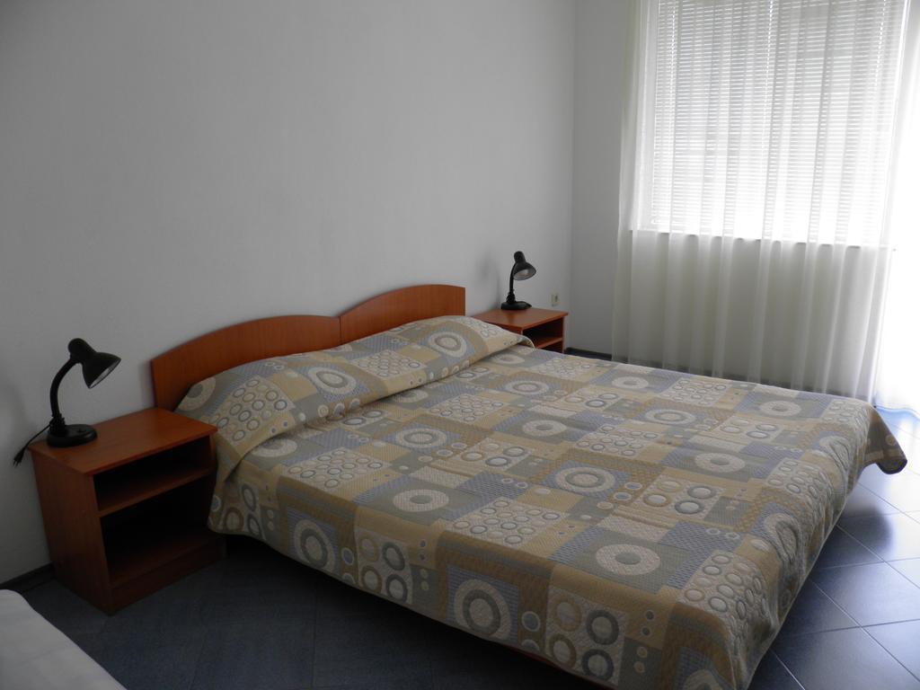 Family Hotel Maritime Akhtopol Eksteriør bilde